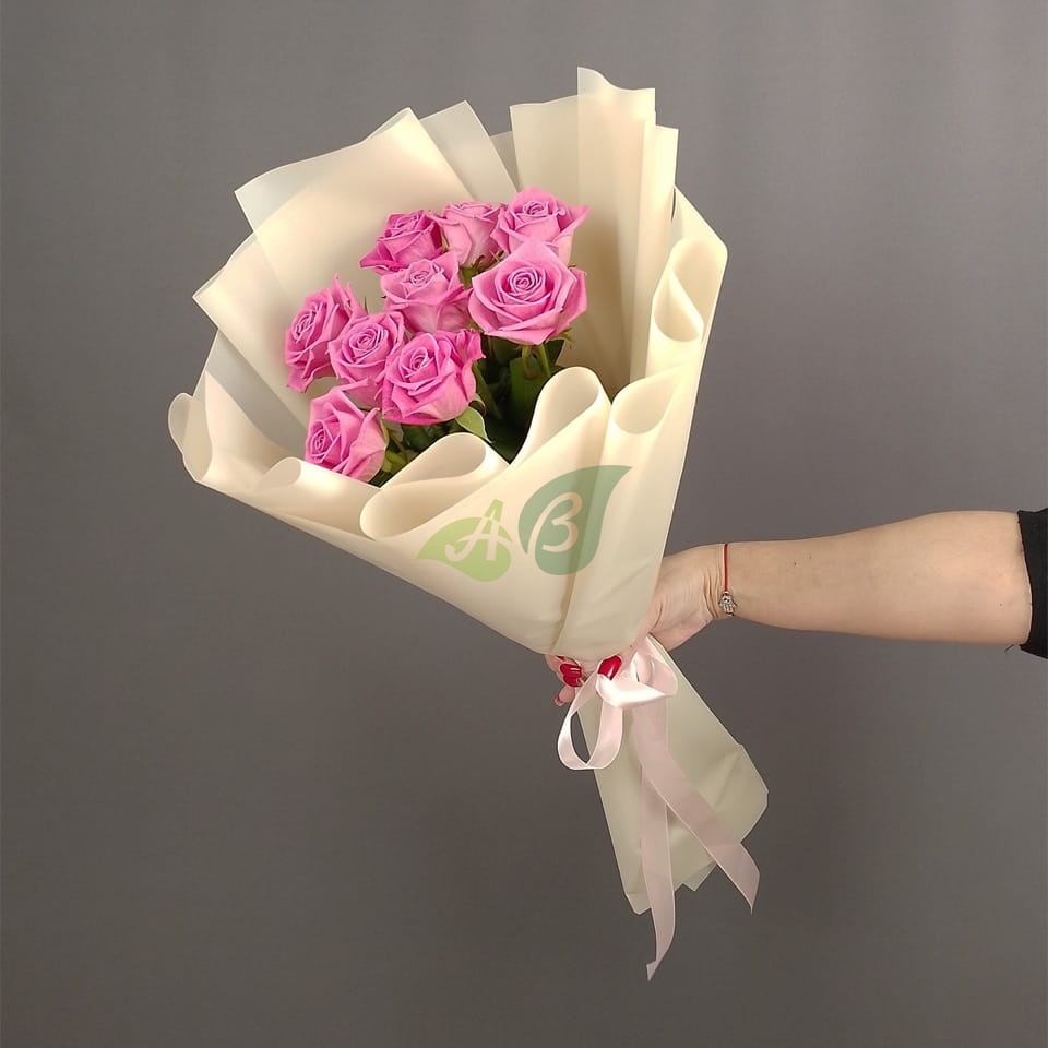 Милый букет из розовых роз Аква